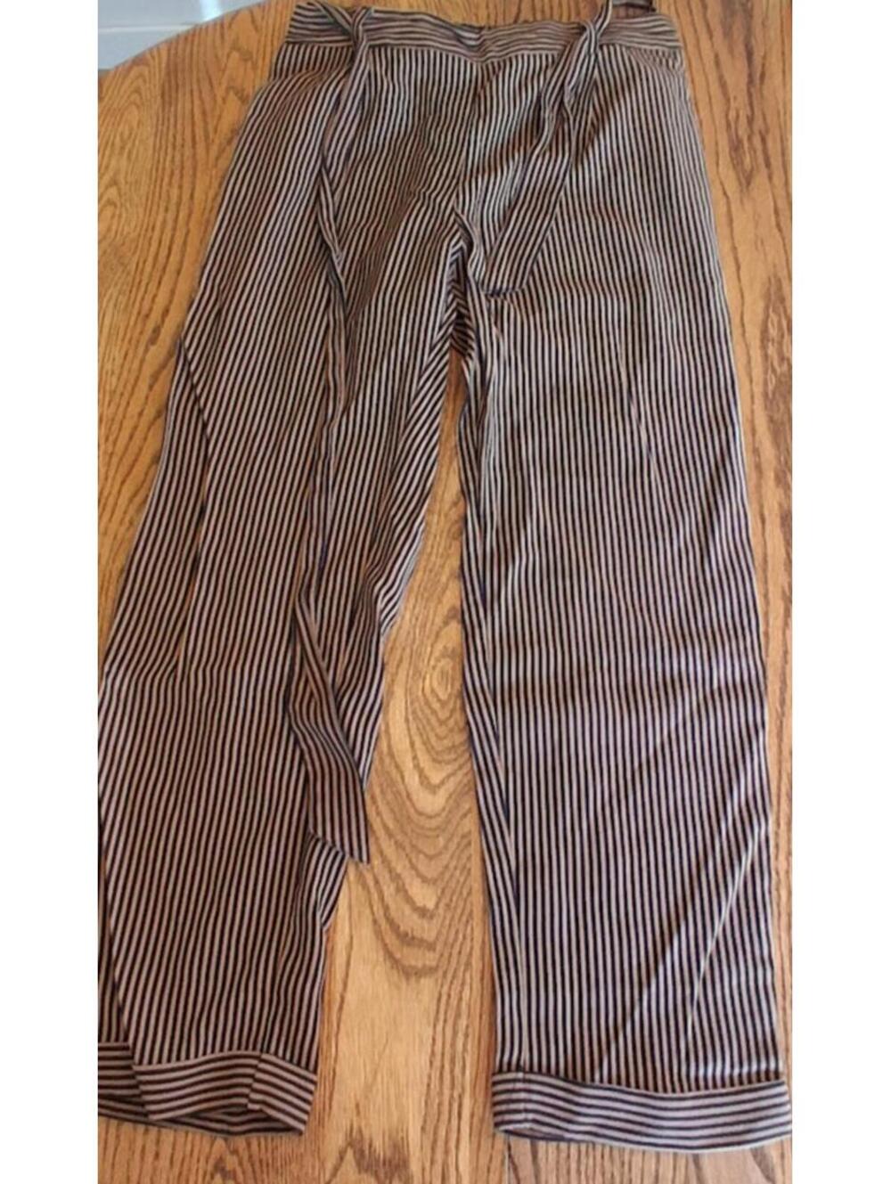 Preppy Mango Casual striped pants. beige and black stripes, Sz M, tie wasit